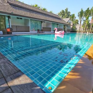 Laan Mai Fai Chang Resort